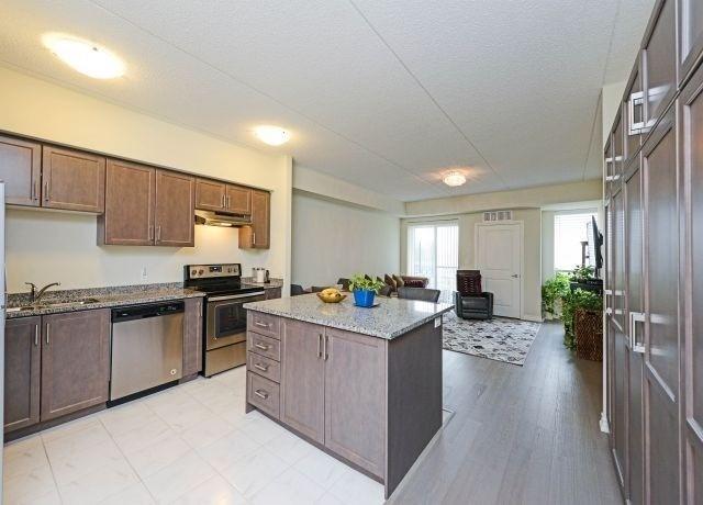 115 - 620 Sauve St, Condo with 3 bedrooms, 2 bathrooms and 1 parking in Milton ON | Image 4