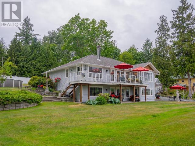 2108 Mahood Road, House detached with 3 bedrooms, 4 bathrooms and null parking in Powell River C BC | Image 12