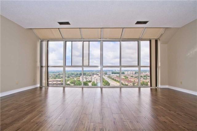 Ph 7 - 880 Dundas St W, Condo with 1 bedrooms, 1 bathrooms and 2 parking in Mississauga ON | Image 6
