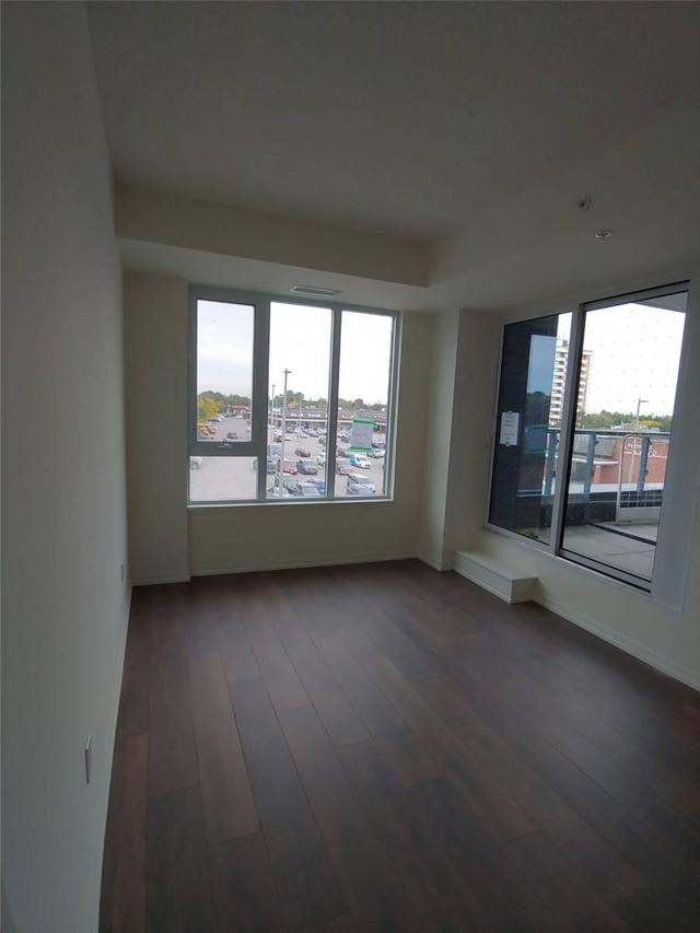 304 - 3237 Bayview Ave, Condo with 1 bedrooms, 2 bathrooms and 1 parking in Toronto ON | Image 4