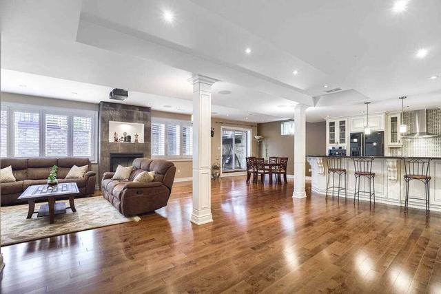 1376 Ferncrest Rd, House detached with 4 bedrooms, 5 bathrooms and 6 parking in Oakville ON | Image 19