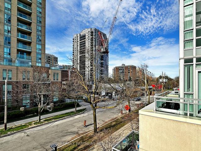 210 - 21 Olive Ave, Townhouse with 2 bedrooms, 3 bathrooms and 1 parking in Toronto ON | Image 31