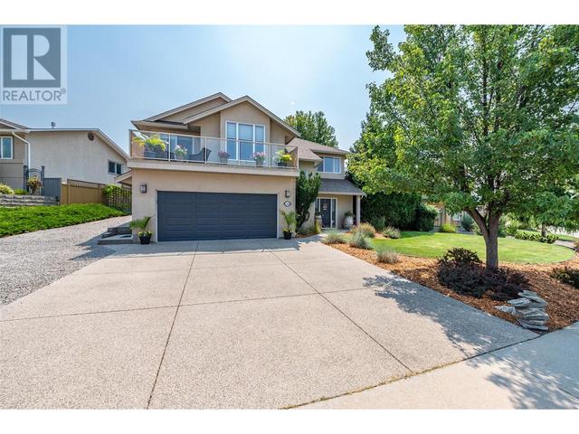 136 Westview Drive, House detached with 4 bedrooms, 3 bathrooms and 2 parking in Penticton BC | Image 2