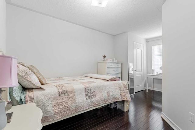17 - 10 Porter Ave W, House attached with 3 bedrooms, 3 bathrooms and 2 parking in Vaughan ON | Image 11
