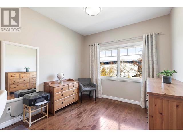 107 - 690 Lequime Road, House attached with 3 bedrooms, 3 bathrooms and null parking in Kelowna BC | Image 24