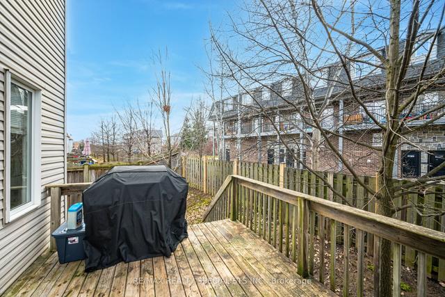 8a - 50 Howe Dr, Townhouse with 3 bedrooms, 2 bathrooms and 1 parking in Kitchener ON | Image 20