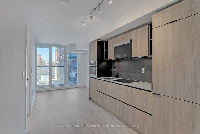 310 - 2 Augusta Ave, Condo with 1 bedrooms, 2 bathrooms and 0 parking in Toronto ON | Image 25