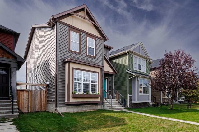 55 Autumn Crescent Se, House detached with 3 bedrooms, 2 bathrooms and 2 parking in Calgary AB | Image 2
