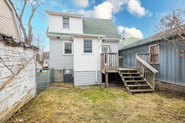 403 Macdonnell St, House detached with 3 bedrooms, 1 bathrooms and 3 parking in Kingston ON | Image 18
