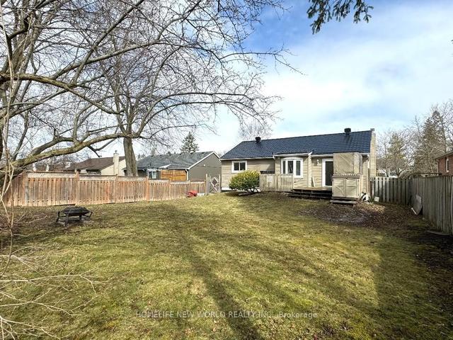18 Plank Rd, House detached with 3 bedrooms, 2 bathrooms and 4 parking in East Gwillimbury ON | Image 9