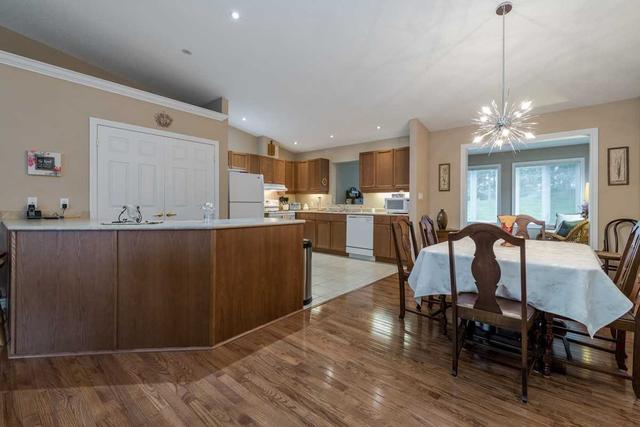 30 Trellis Lane, House detached with 2 bedrooms, 2 bathrooms and 4 parking in Innisfil ON | Image 10