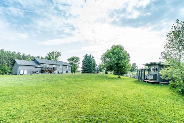 1031 Linden Valley Rd, House detached with 3 bedrooms, 3 bathrooms and 8 parking in Kawartha Lakes ON | Image 31