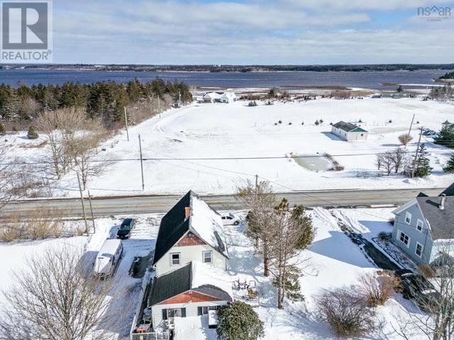 1090 Highway 334, House detached with 3 bedrooms, 1 bathrooms and null parking in Argyle NS | Image 1
