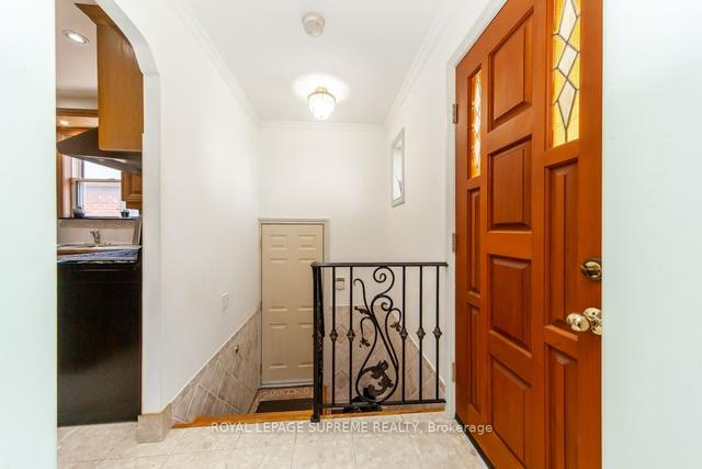 187 Cameron Ave, House detached with 2 bedrooms, 2 bathrooms and 4 parking in Toronto ON | Image 29
