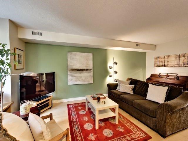 th 36 - 208 Niagara St, Townhouse with 3 bedrooms, 2 bathrooms and 1 parking in Toronto ON | Image 4