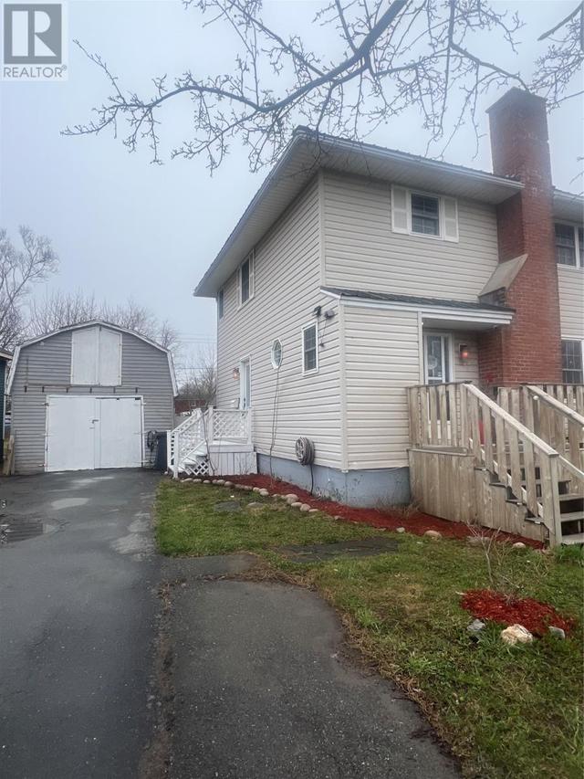 162 Elizabeth Drive, House detached with 3 bedrooms, 2 bathrooms and null parking in Gander NL | Image 2
