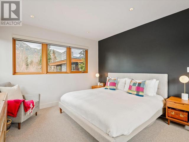 8007 Cypress Place, House detached with 4 bedrooms, 4 bathrooms and 4 parking in Whistler BC | Image 16