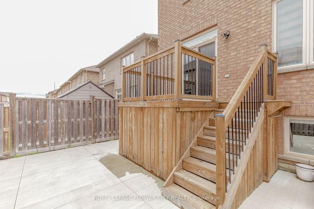 548 Fernforest Dr, House detached with 4 bedrooms, 5 bathrooms and 6 parking in Brampton ON | Image 30