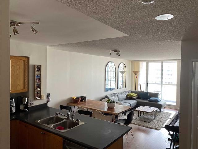 1102 - 253 Merton St, Condo with 1 bedrooms, 1 bathrooms and 1 parking in Toronto ON | Image 3