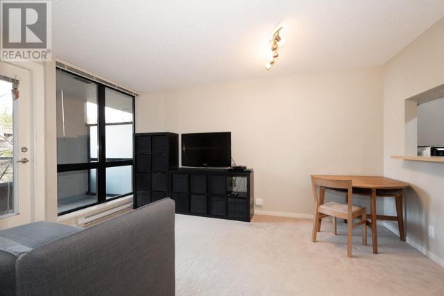 308 - 3638 Vanness Avenue, Condo with 1 bedrooms, 1 bathrooms and 1 parking in Vancouver BC | Image 4