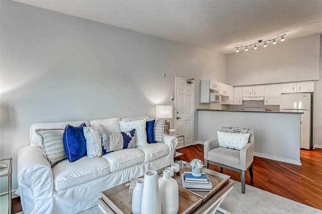 1450 Bishops Gate, Condo with 1 bedrooms, 1 bathrooms and 1 parking in Oakville ON | Image 4
