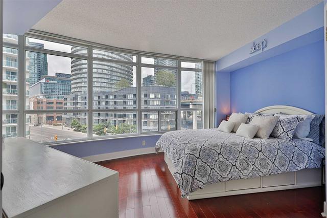 509 - 550 Queens Quay W, Condo with 2 bedrooms, 2 bathrooms and 1 parking in Toronto ON | Image 7
