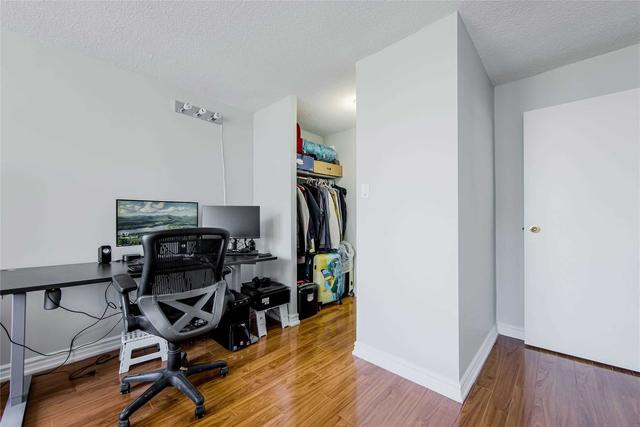 1202 - 10 Markbrook Lane, Condo with 2 bedrooms, 2 bathrooms and 2 parking in Toronto ON | Image 9