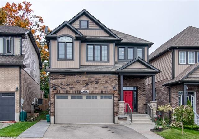 526 Woodbine Avenue, House detached with 5 bedrooms, 3 bathrooms and 4 parking in Kitchener ON | Image 1