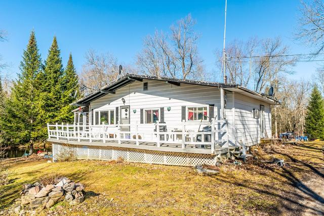 3 digby Laxton Boundary Rd, House detached with 2 bedrooms, 2 bathrooms and 4 parking in Kawartha Lakes ON | Image 37