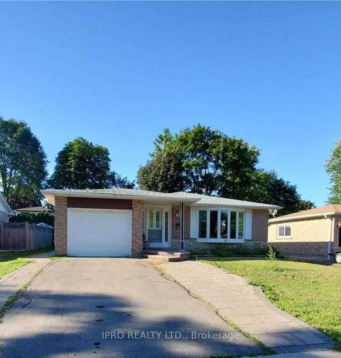 126 Orchard Heights Lower L Blvd, Aurora, ON, L4G3A2 | Card Image