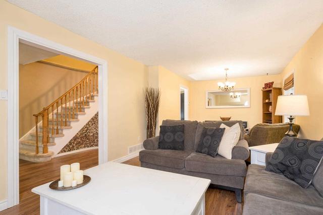 19 Rosset Valley Crt, House detached with 4 bedrooms, 3 bathrooms and 5 parking in Halton Hills ON | Image 11