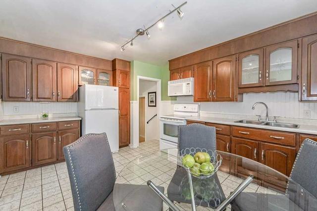 7 Shirley Ave, House detached with 2 bedrooms, 2 bathrooms and 5 parking in Guelph ON | Image 15
