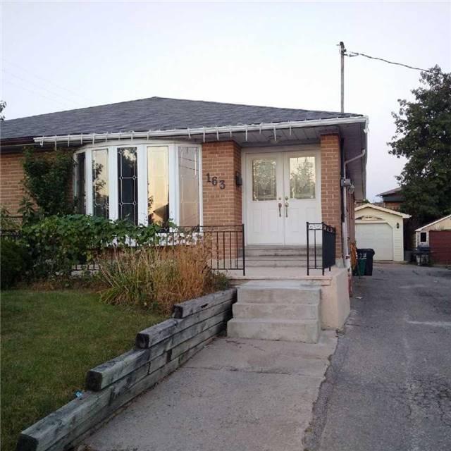 163 Laura Rd, House semidetached with 3 bedrooms, 2 bathrooms and 5 parking in Toronto ON | Image 1