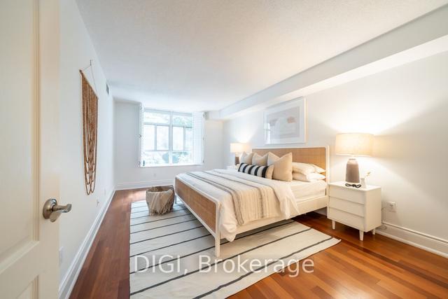 406 - 75 York Mills Rd, Condo with 1 bedrooms, 2 bathrooms and 1 parking in Toronto ON | Image 4