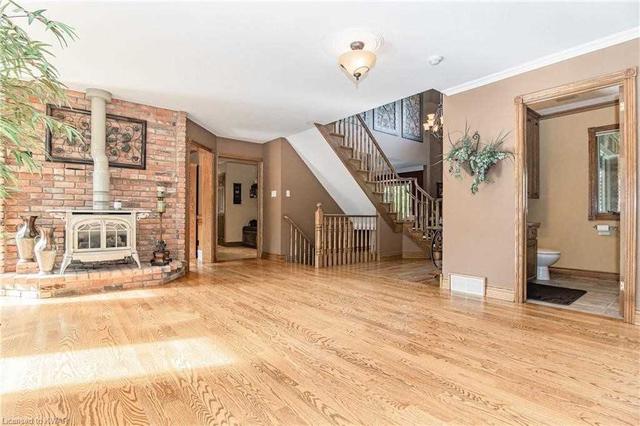64 Forest Grove Cres, House detached with 4 bedrooms, 5 bathrooms and 14 parking in Thames Centre ON | Image 15