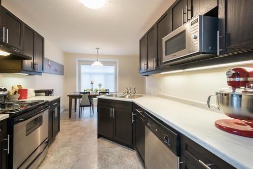 79 - 2635 Bateman Tr, Townhouse with 3 bedrooms, 2 bathrooms and 2 parking in London ON | Image 5