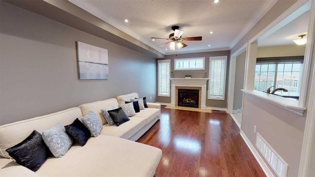 70 Atherton Ave, House semidetached with 3 bedrooms, 3 bathrooms and 2 parking in Ajax ON | Image 3