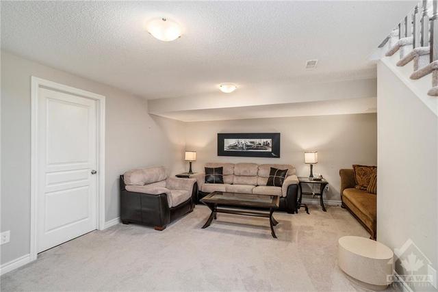 205 Sittelle Private, Townhouse with 3 bedrooms, 3 bathrooms and 4 parking in Ottawa ON | Image 20