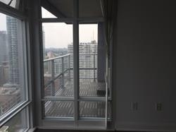 3011 - 2191 Yonge St, Condo with 2 bedrooms, 3 bathrooms and 1 parking in Toronto ON | Image 9
