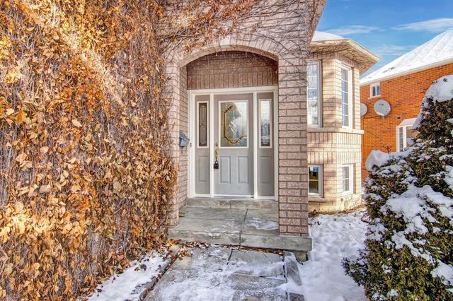 60 Woodhaven Cres, House detached with 3 bedrooms, 3 bathrooms and 6 parking in Richmond Hill ON | Image 12