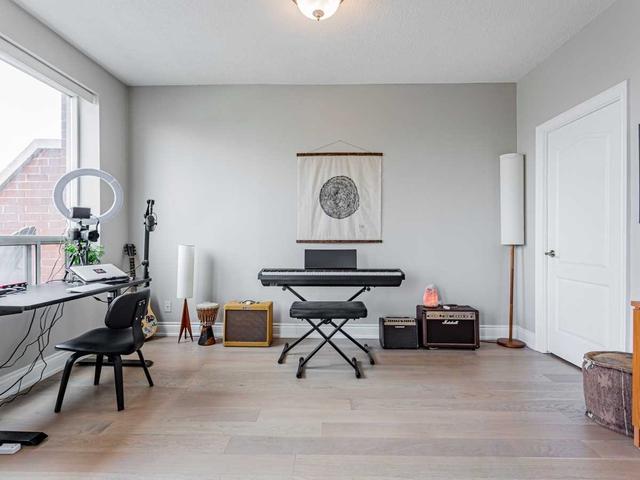 901 - 1 Clairtrell Rd, Condo with 2 bedrooms, 2 bathrooms and 2 parking in Toronto ON | Image 19