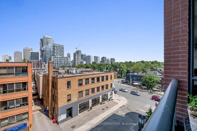 416 - 23 Glebe Rd W, Condo with 1 bedrooms, 1 bathrooms and 0 parking in Toronto ON | Image 5