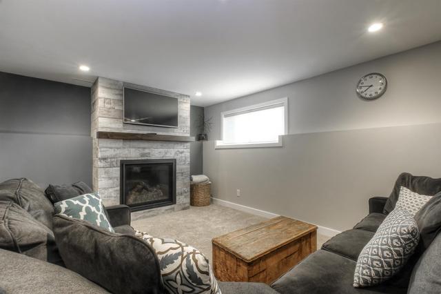 4028 Vincent Place Nw, House detached with 4 bedrooms, 3 bathrooms and 4 parking in Calgary AB | Image 25