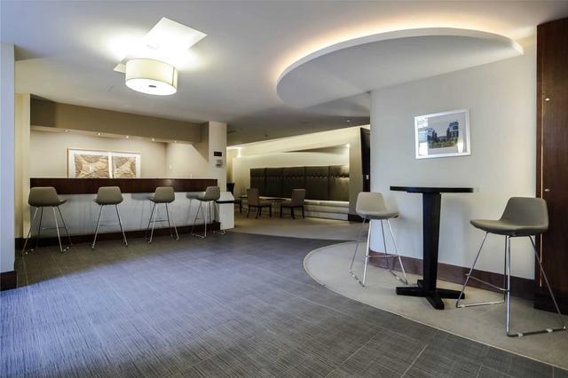 1012e - 500 Queens Quay, Condo with 1 bedrooms, 1 bathrooms and 0 parking in Toronto ON | Image 2