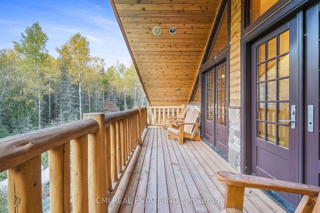 240 Kanichee Mine Rd, House detached with 9 bedrooms, 6 bathrooms and 6 parking in Temagami ON | Image 24
