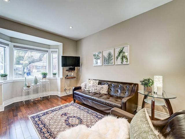 224 Belgravia Ave, House detached with 2 bedrooms, 2 bathrooms and 3 parking in Toronto ON | Image 16