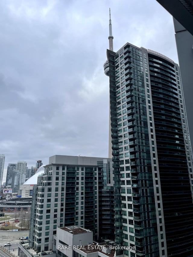 1311 - 10 York St, Condo with 1 bedrooms, 1 bathrooms and 0 parking in Toronto ON | Image 9