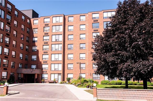 402 - 99 Donn Avenue, Condo with 2 bedrooms, 2 bathrooms and 1 parking in Hamilton ON | Image 1
