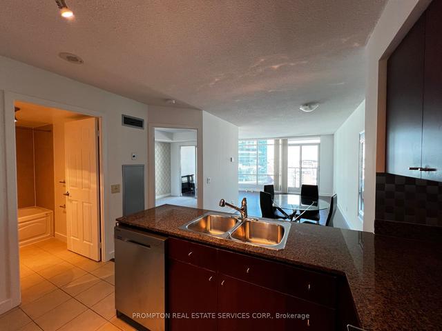 2501 - 373 Front St W, Condo with 1 bedrooms, 1 bathrooms and 1 parking in Toronto ON | Image 15