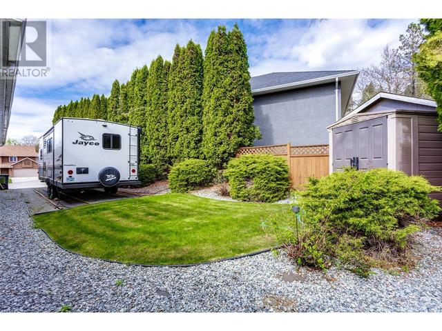 2141 Faulkner Court, House detached with 4 bedrooms, 2 bathrooms and 2 parking in West Kelowna BC | Image 58